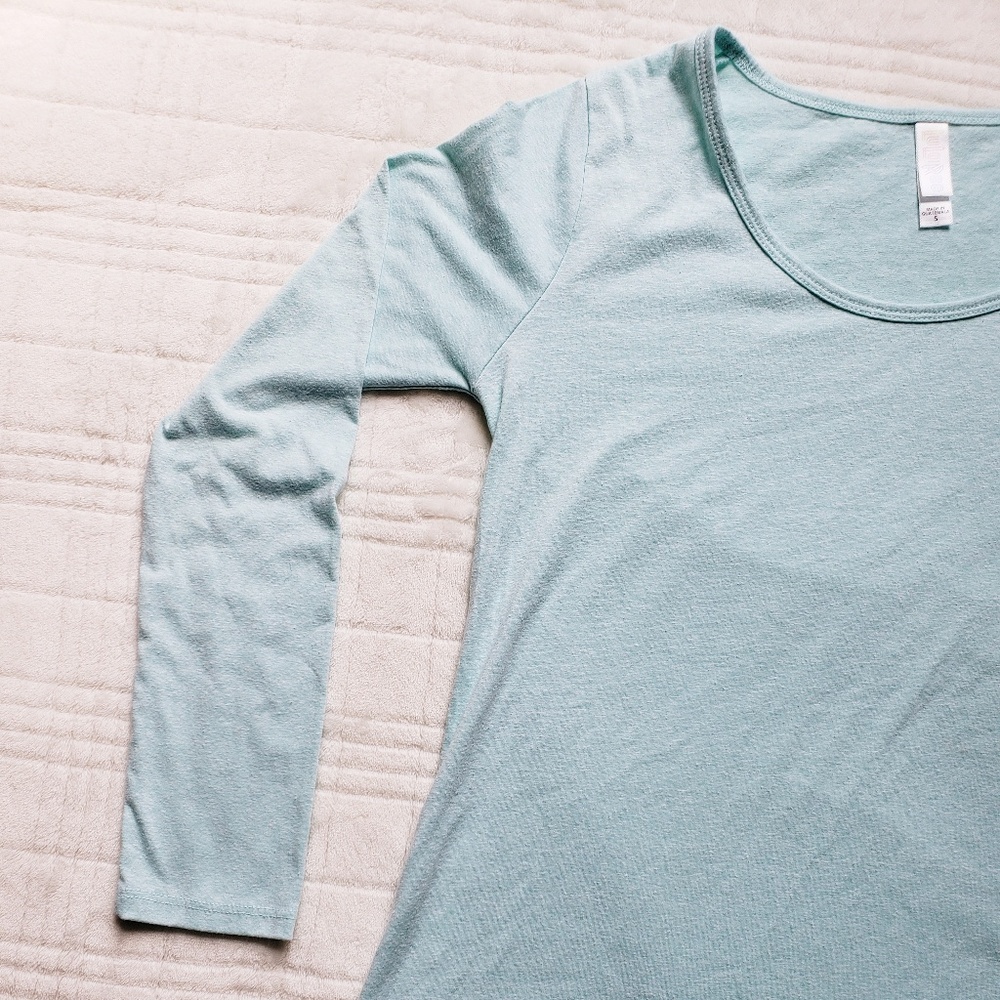 Lularoe Lynnae Light Blue Size Small